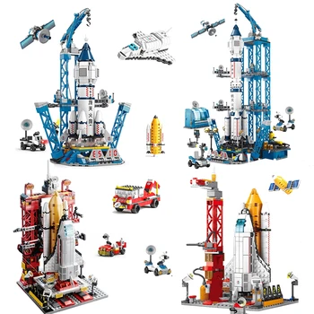 Űrsikló építőelem Emberes rakétaindító állás Holdbázis modell DIY kocka játékok gyerekeknek Ajándék összeszerelési készlet Karácsony