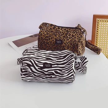 Divat női leopárdmintás egyvállas vödörtáska női hónalj vászontáska kézitáska kis pénztárca nagy kapacitású táska