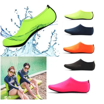 Unisex vízicipő Úszó búvárzokni Summer Aqua Beach Szandál lapos cipő Tengerparti csúszásmentes tornacipő Papucs férfiaknak Nőknek