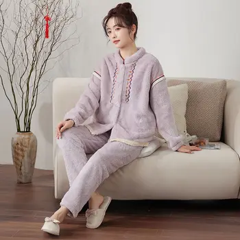Kínai stílus Három szín áll rendelkezésre Ősz és tél Adj gyapjút a divat megvastagításához Loungewear pizsama viselhető kint