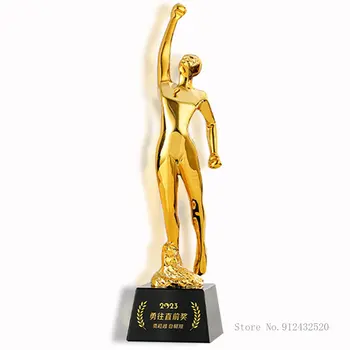 Creative Brave Forward Resin Trophy, testreszabott díj, vésett figura szobor alakja, alkalmazotti ajándék, arany, ezüst, réz, 1Db