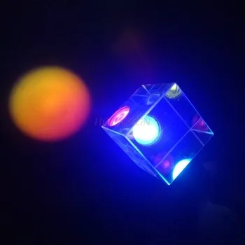 Színes prizma hatoldalú univerzum Rubik-kocka három prizma függő tudományos kísérlet kristályfény kocka kreatív prizma