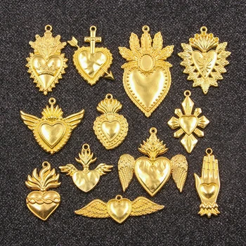 6DBS 14 stílus vegyes ötvözet Népszerű arany szív koponya szárny varázsa ékszerkészítéshez DIY kézzel készített állat Halloween medál