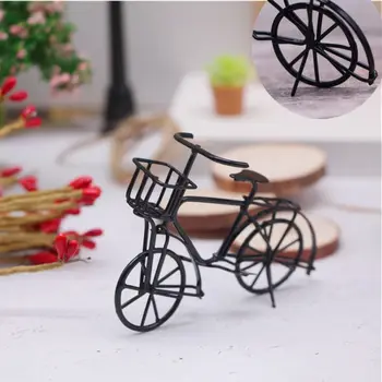 Kis kerékpár modell Babaház kiegészítők Fekete vas Art kerékpár miniatűrök kézzel készített szimulációs kert
