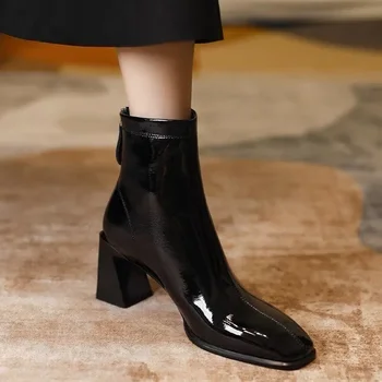 Boka nőknek Szögletes lábujj divatcipők Őszi téli rövid csizma Cipzáras szögletes sarkú cipő Kényelmes női cipő